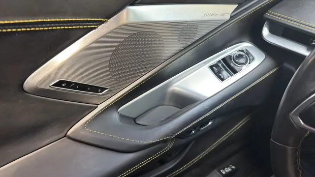 2021 Chevrolet Corvette 3LT - Photo 19