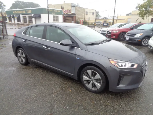 2018 Hyundai IONIQ Limited - Photo 12