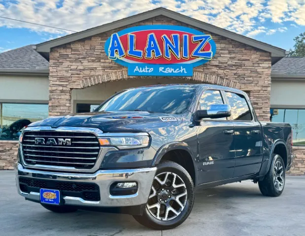 2025 RAM Ram 1500 Pickup Laramie's photo