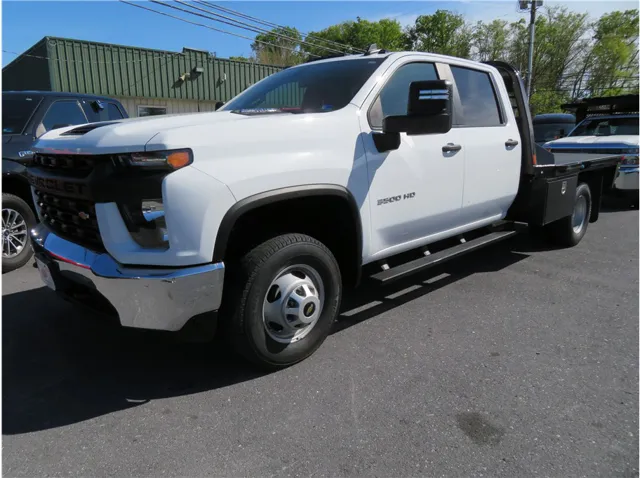 2022 Chevrolet Silverado 3500 Chassis Cab