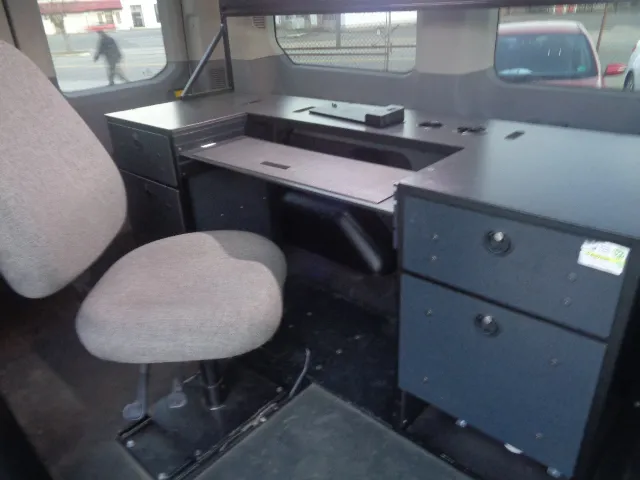 2019 Ford Transit Passenger Van XLT - Photo 21