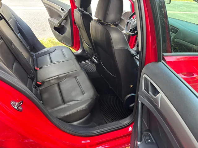 2015 Volkswagen Golf TDI SE - Photo 16
