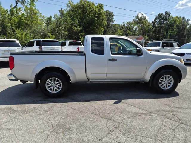 2017 Nissan Frontier SV - Photo 6