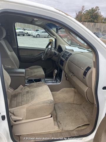 2006 Nissan Pathfinder LE 