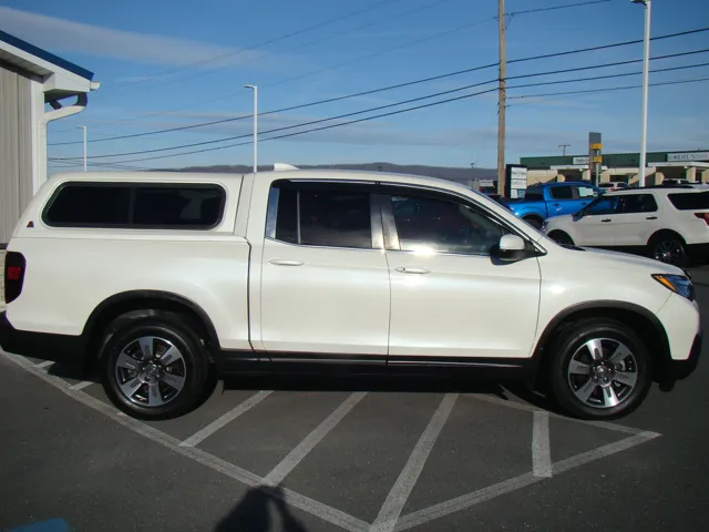 2017 Honda Ridgeline RTL's photo