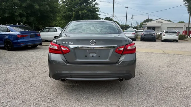 2017 Nissan Altima S - Photo 8