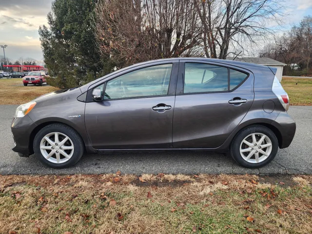 2014 Toyota Prius c Four