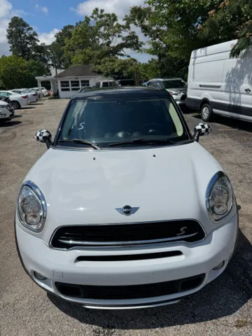 2015 MINI Countryman Countryman S ALL4's photo
