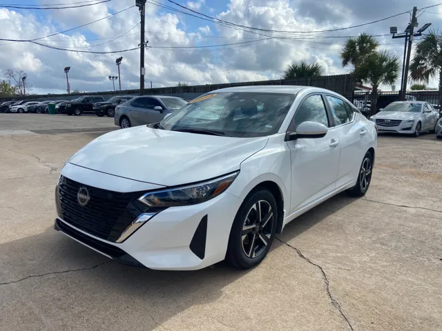2025 Nissan Sentra SV's photo