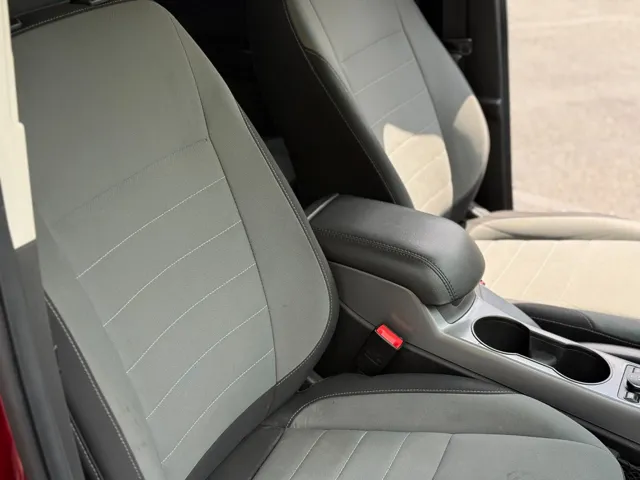 2016 Ford Escape SE - Photo 19