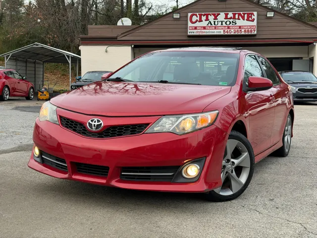 2012 Toyota Camry's photo