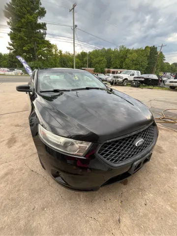2014 Ford Taurus's photo