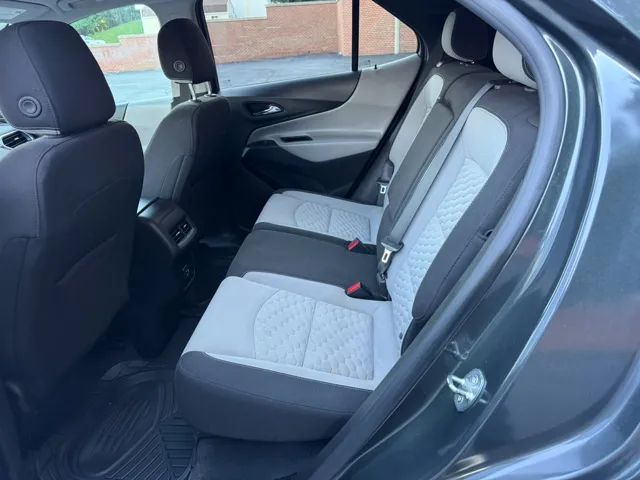2021 Chevrolet Equinox LS - Photo 11