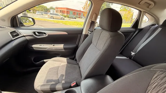 2015 Nissan Sentra SV - Photo 15