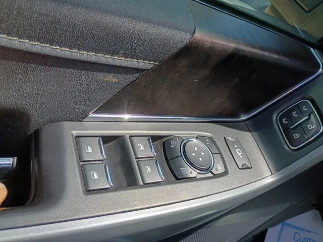 2022 Ford F-150 Lariat - Photo 15