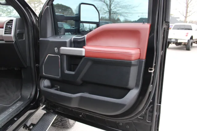 2020 Ford F-450 Super Duty Platinum - Photo 34