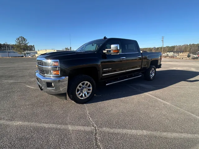 2017 Chevrolet Silverado HD LTZ 4WD Crew Cab Standard Box's photo