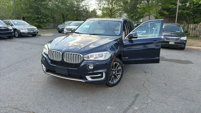 2016 BMW X5 xDrive35i's photo