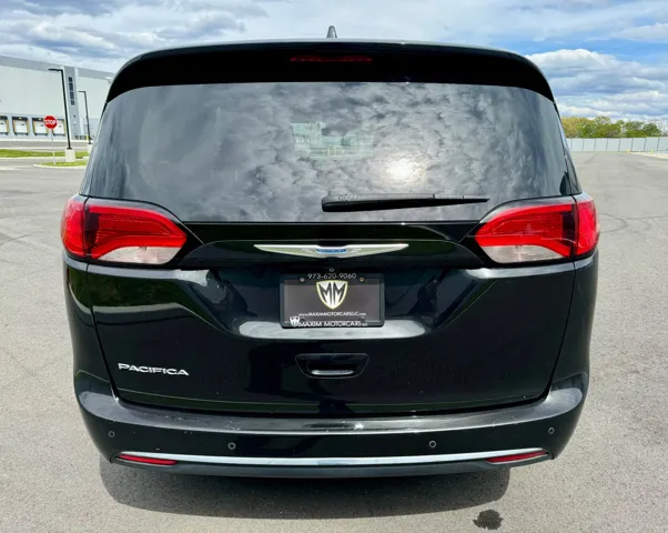 2018 Chrysler Pacifica Touring L - Photo 7