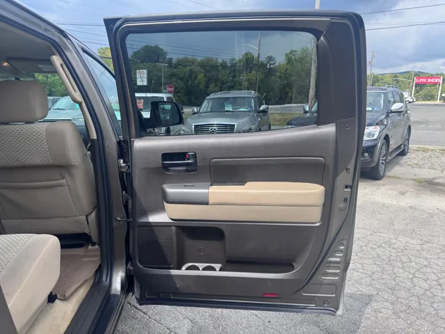 2011 Toyota Tundra Tundra Grade - Photo 14
