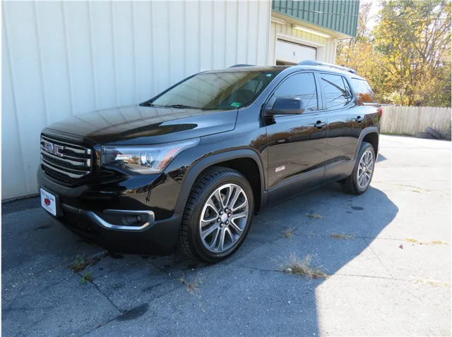 2017 GMC Acadia SLT-1