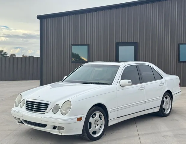 2000 Mercedes-Benz E-Class E430 Sedan's photo