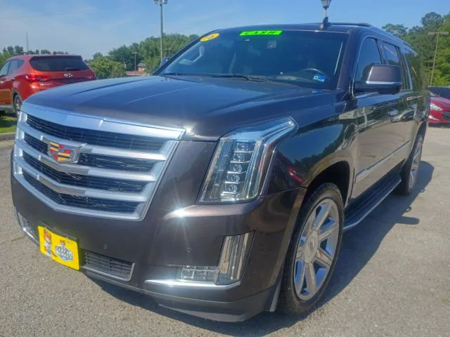 2016 Cadillac Escalade ESV AWD Luxury's photo