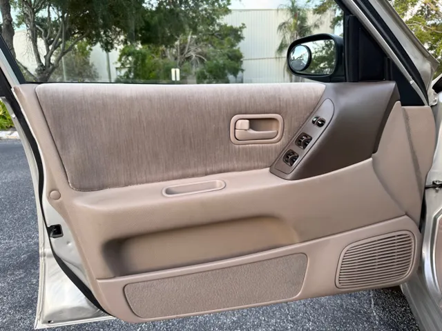 1995 Nissan Altima - Photo 6
