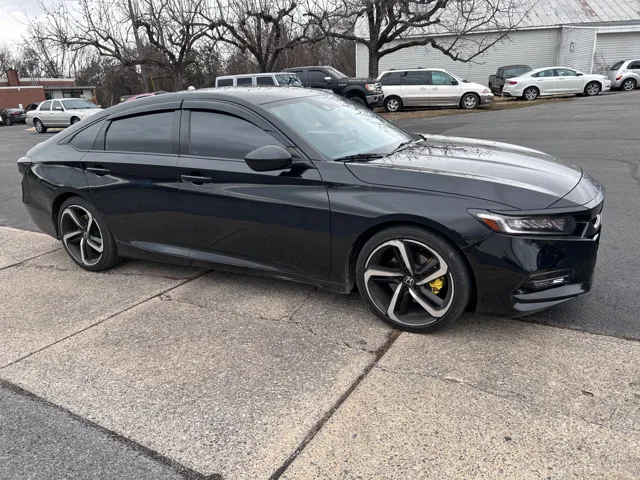 2020 Honda Accord Sport's photo