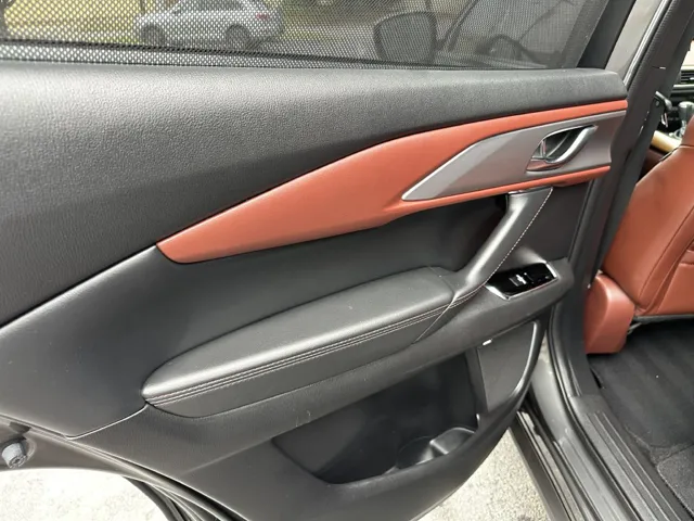2017 Mazda CX-9 Signature - Photo 37