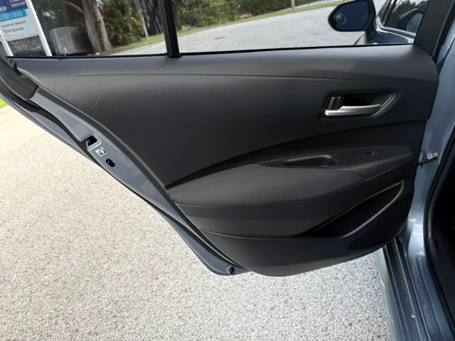 2020 Toyota Corolla LE - Photo 13
