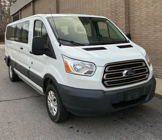 2017 Ford Transit Wagon XLT