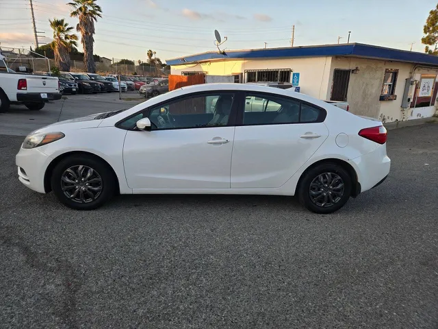 2014 Kia Forte LX - Photo 18