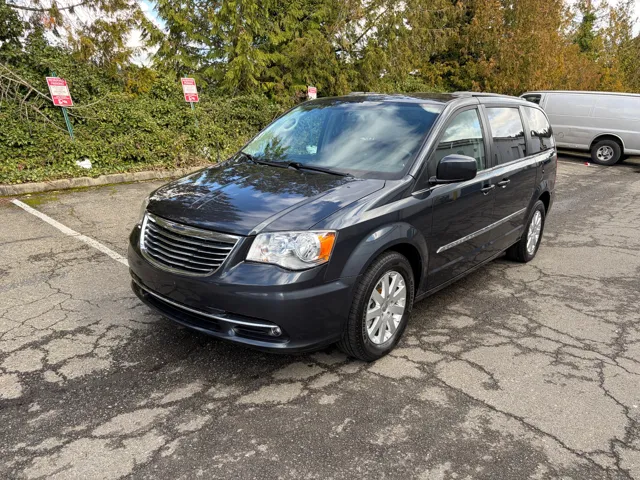 2014 Chrysler Town & Country Touring