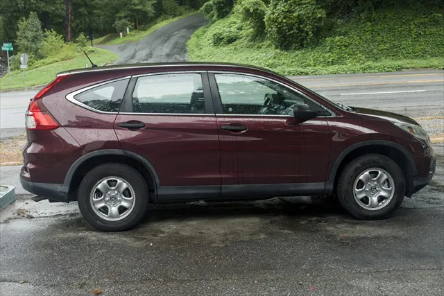 2015 Honda CR-V LX - Photo 7
