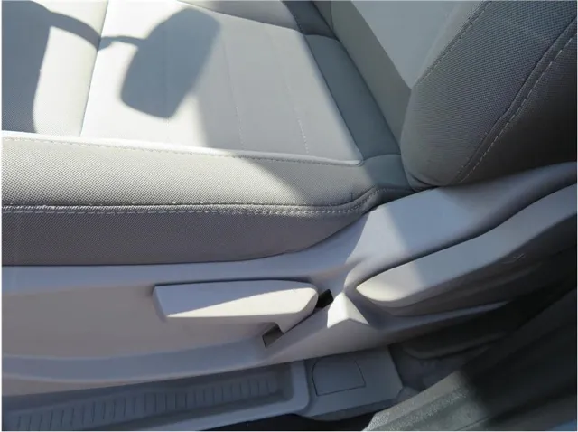 2014 Ford C-Max Hybrid SE photo 3