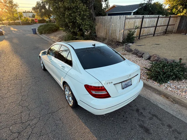 2012 Mercedes-Benz C-Class C250 Sport - Photo 16