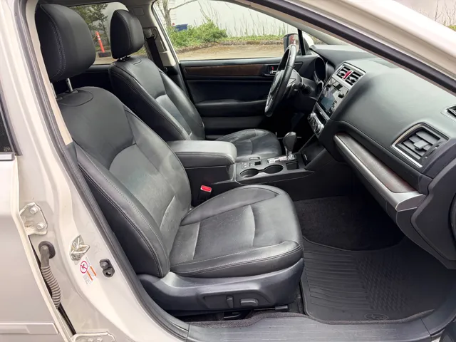 2015 Subaru Outback Limited - Photo 13