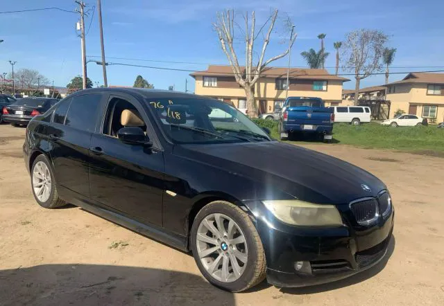 2011 BMW 3 Series 328i's photo