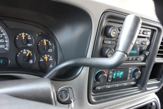 2005 GMC Sierra 2500HD - Photo 35