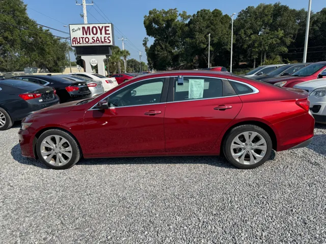 2017 Chevrolet Malibu Premier's photo
