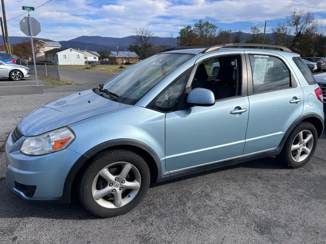 2009 Suzuki SX4 Crossover Base's photo