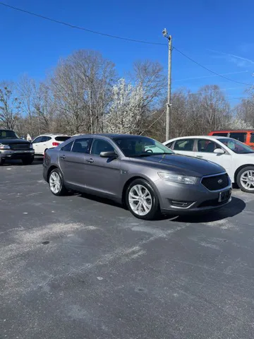 2013 Ford Taurus SEL AWD's photo