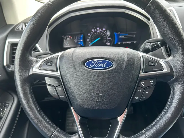 2022 Ford Edge Titanium - Photo 14