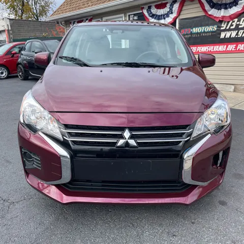 2024 Mitsubishi Mirage ES's photo