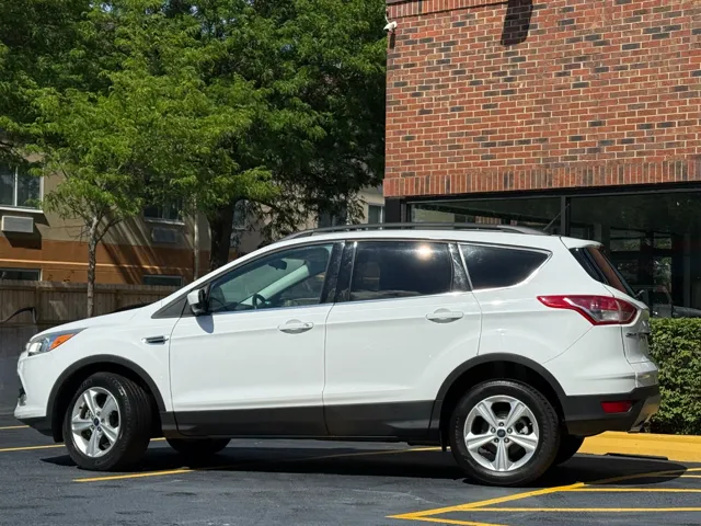 2016 Ford Escape SE - Photo 8