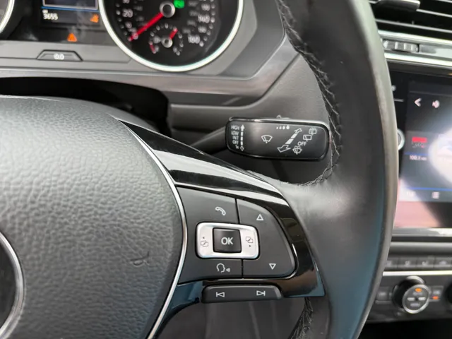 2018 Volkswagen Tiguan SE - Photo 29