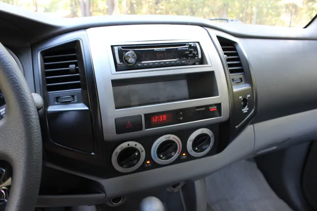2006 Toyota Tacoma Base - Photo 22