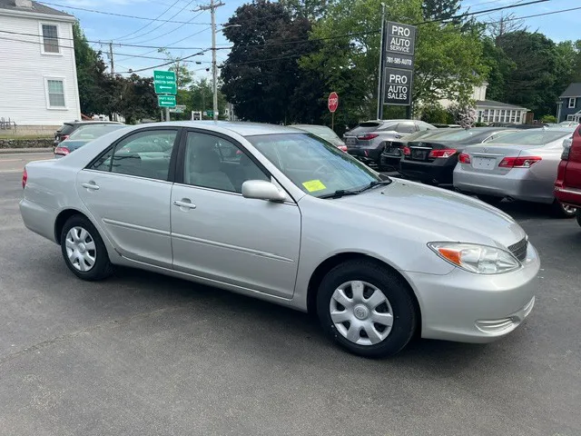 2002 Toyota Camry LE 4AT's photo