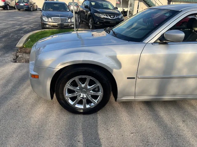 2008 Chrysler 300 Touring - Photo 10